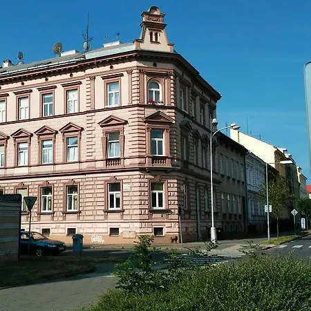 Apartmán Apartman 4u Centrum + Free Parking