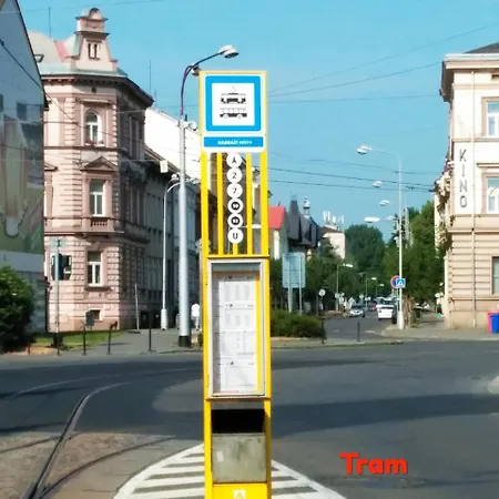 Apartman 4u Centrum + Free Parking *